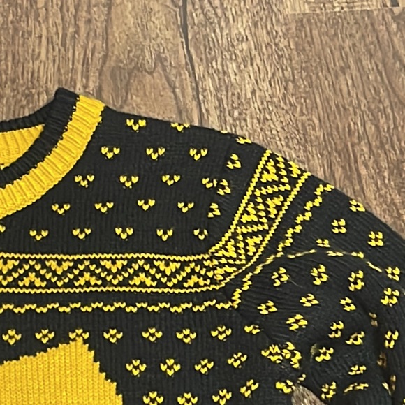 Wu Tang Clan Killer Bees Black and Yellow Ugly Christmas Sweater size Youth L - Picture 5 of 10
